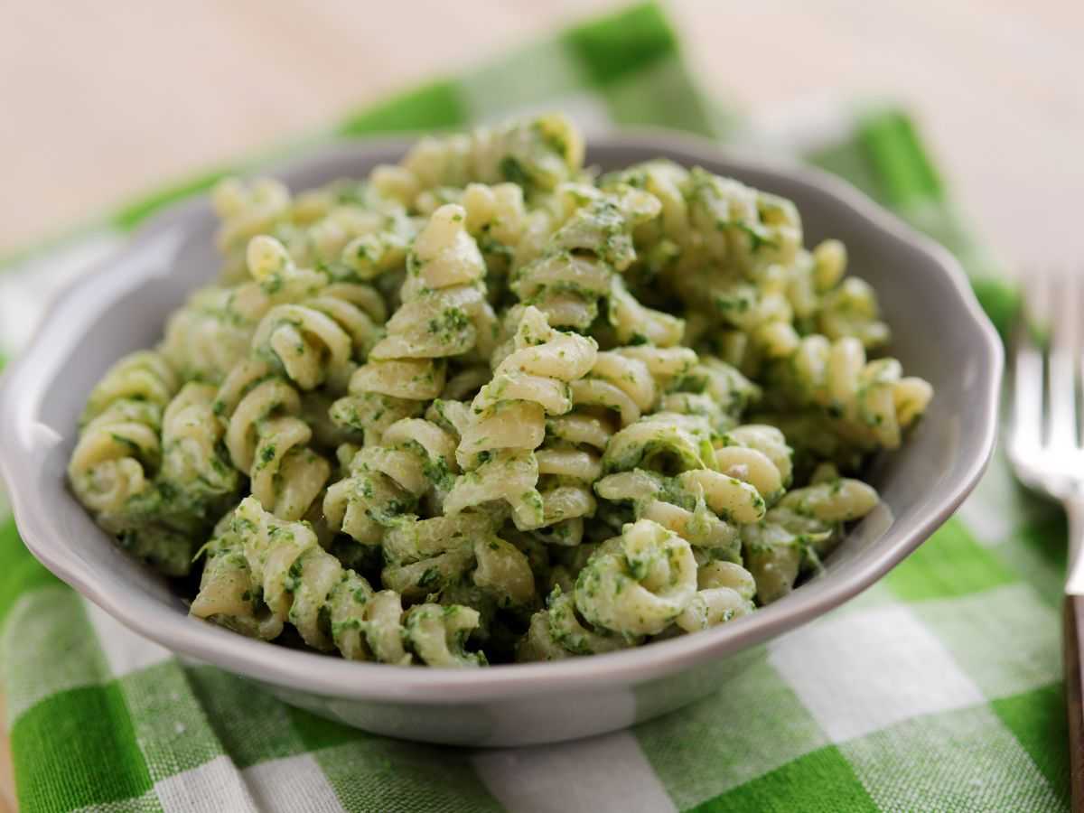 fusilli al pesto cremosi