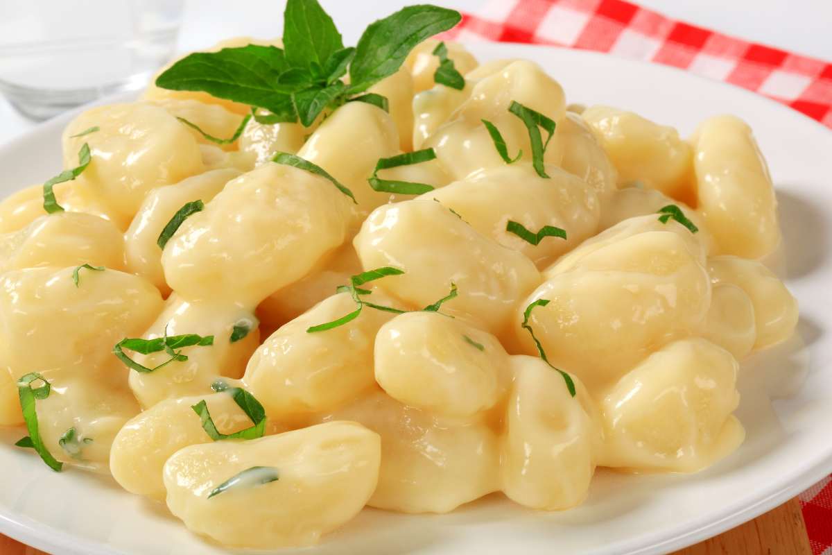 gnocchi con erbe aromatiche