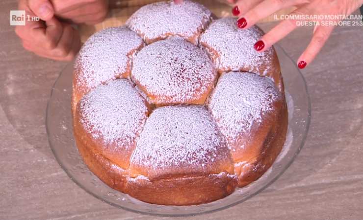 Danubio dolce con zucchero a velo