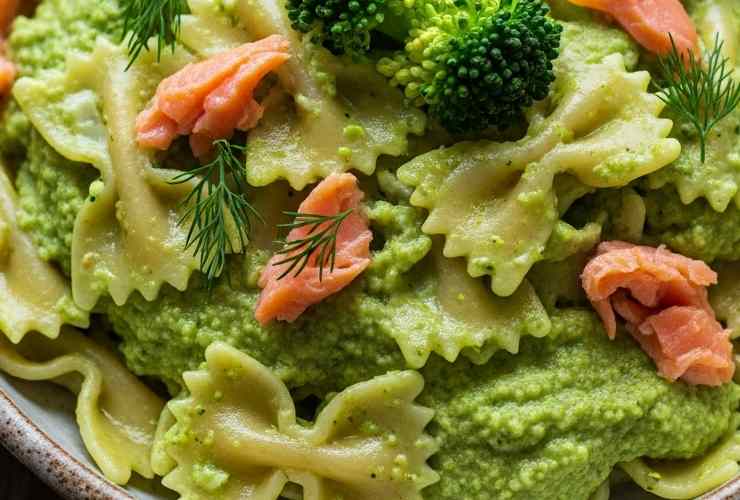 pasta con crema di broccoli e salmone affumicato