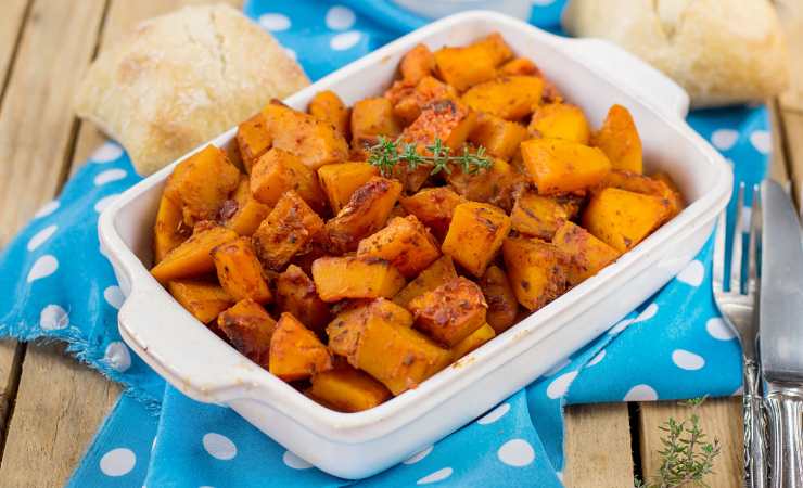 pirofila con cubetti di zucca con aromi