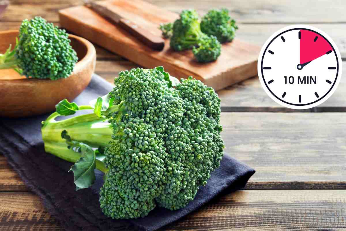 broccolo su tagliere e timer