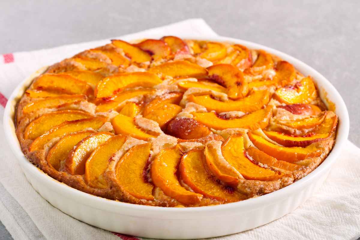 torta di pesche in teglia