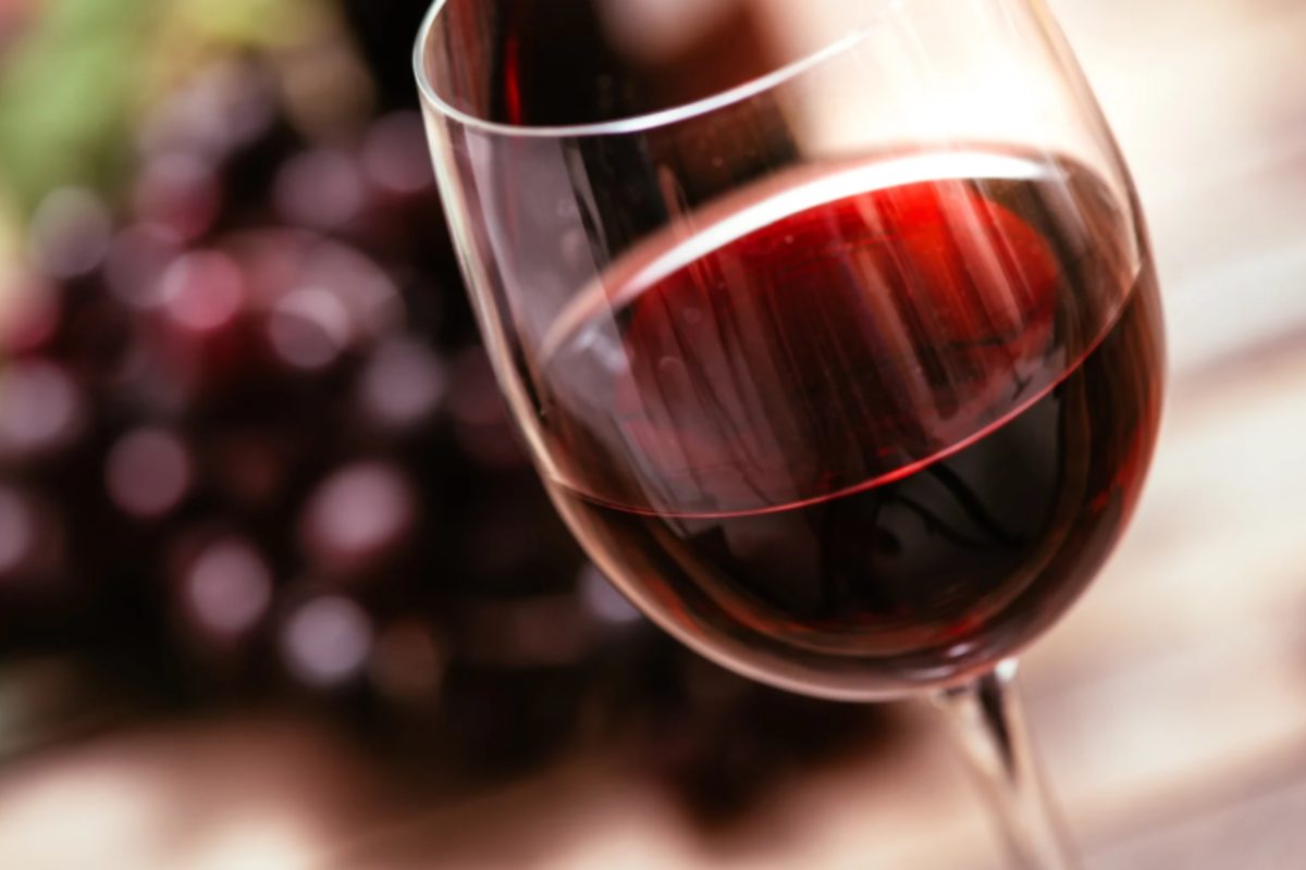 calice di vino rosso