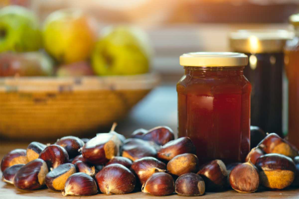 Delle castagne e dei barattoli di miele