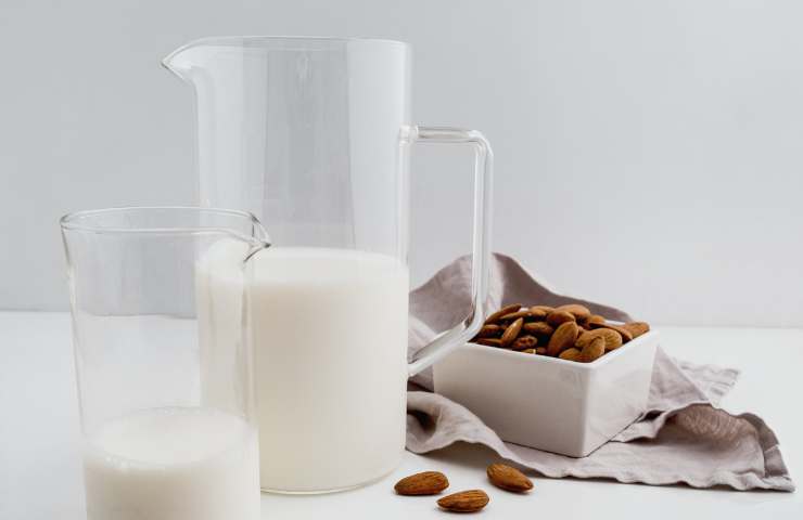 Del latte e delle mandorle