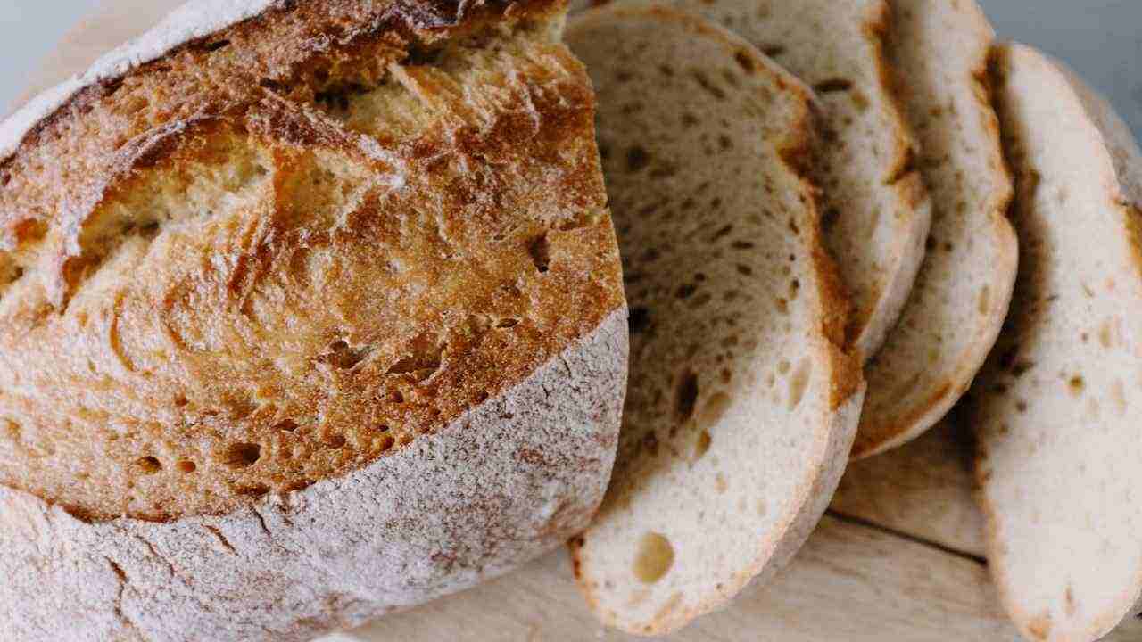 Pane in friggitrice ad aria - ButtalaPasta.it