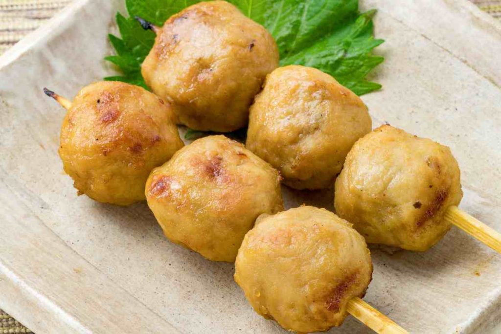 spiedini con polpette di pollo e patate