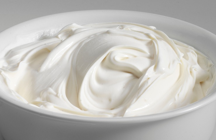 Una ciotola con del mascarpone