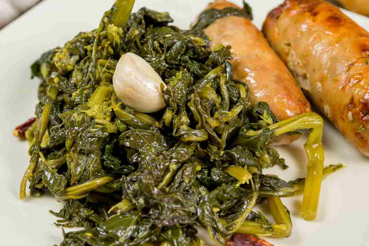 Salsicce e friarielli - Buttalapasta.it