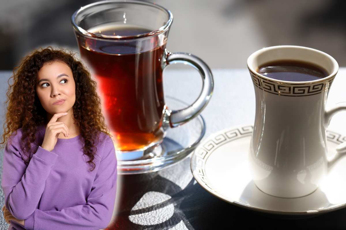 ragazza pensierosa e tazza di tè e caffè