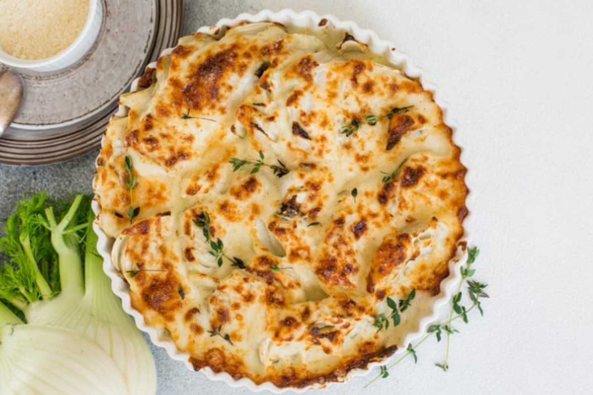 teglia con finocchi gratinati al forno