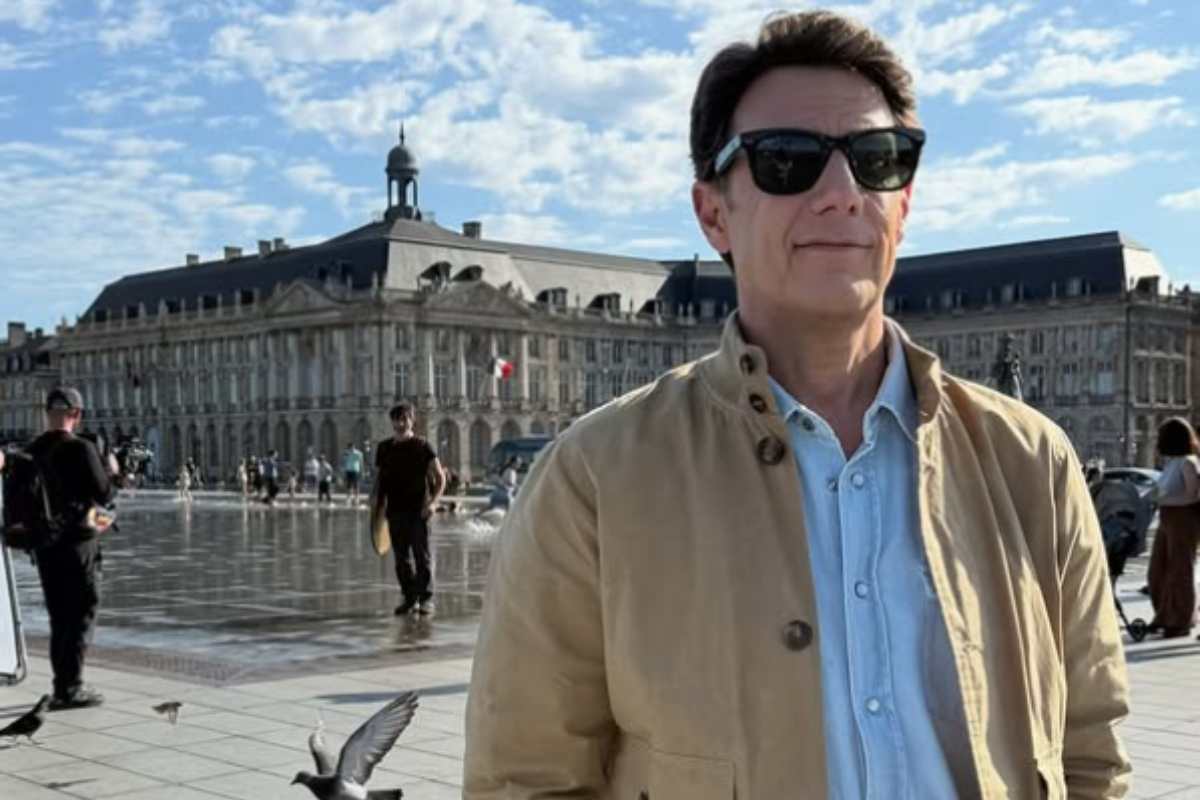 lo chef francesco panella con gli occhiali da sole
