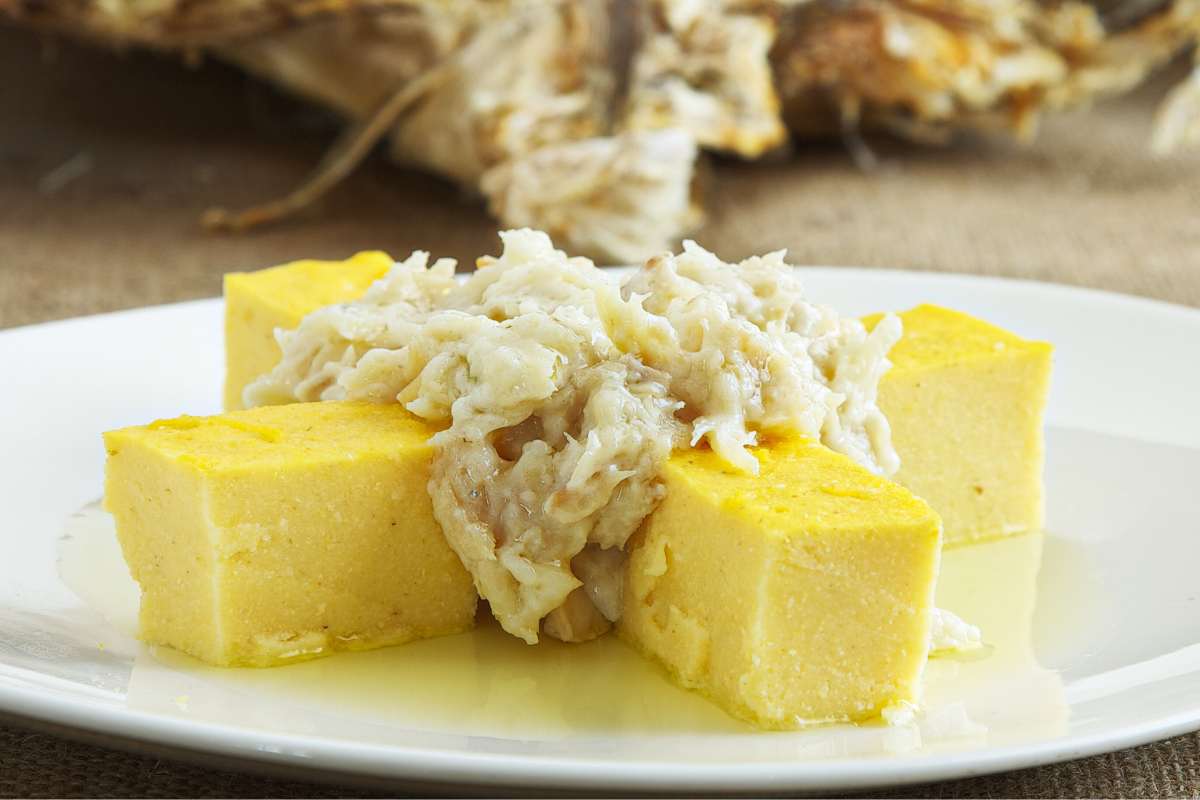 piatto di polenta e baccalà alla vicentina