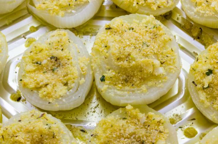 cipolle bianche gratinate