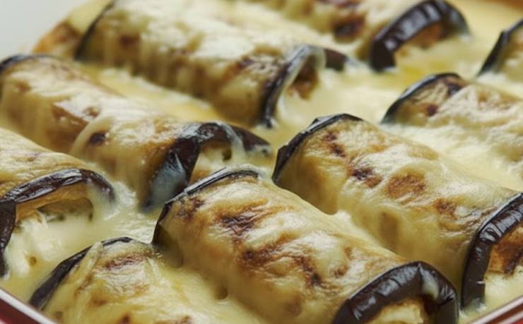 involtini di melanzane ripieni ricoperti di besciamella
