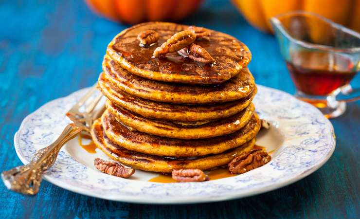 pancake alla zucca con sciroppo d'acero