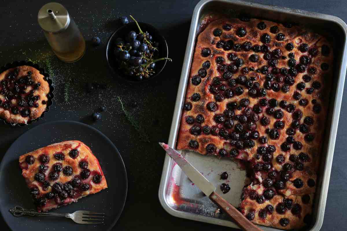 teglia di schiacciata all'uva