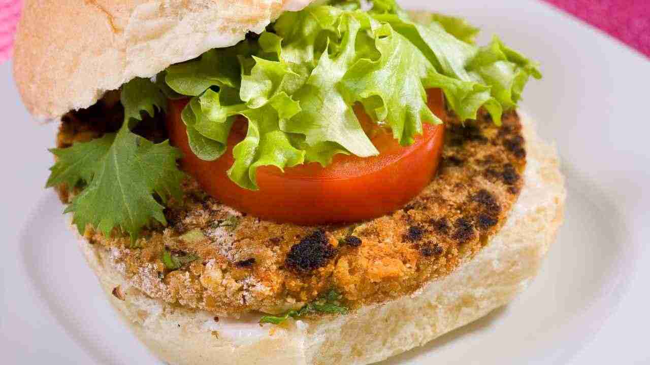 Con i ceci avanzati di ieri ho salvato la cena di oggi | Fatti così e messi in mezzo al panino!