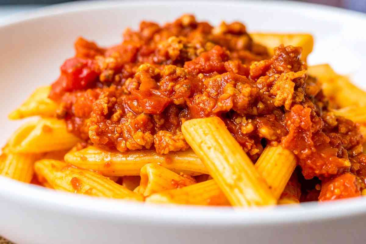 Piatto ricco ma economico per la domenica, un pranzetto coi fiocchi lo prepari in poche mosse e accontenti tutti i buongustai