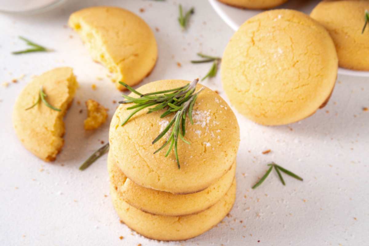 biscotti dorati salati