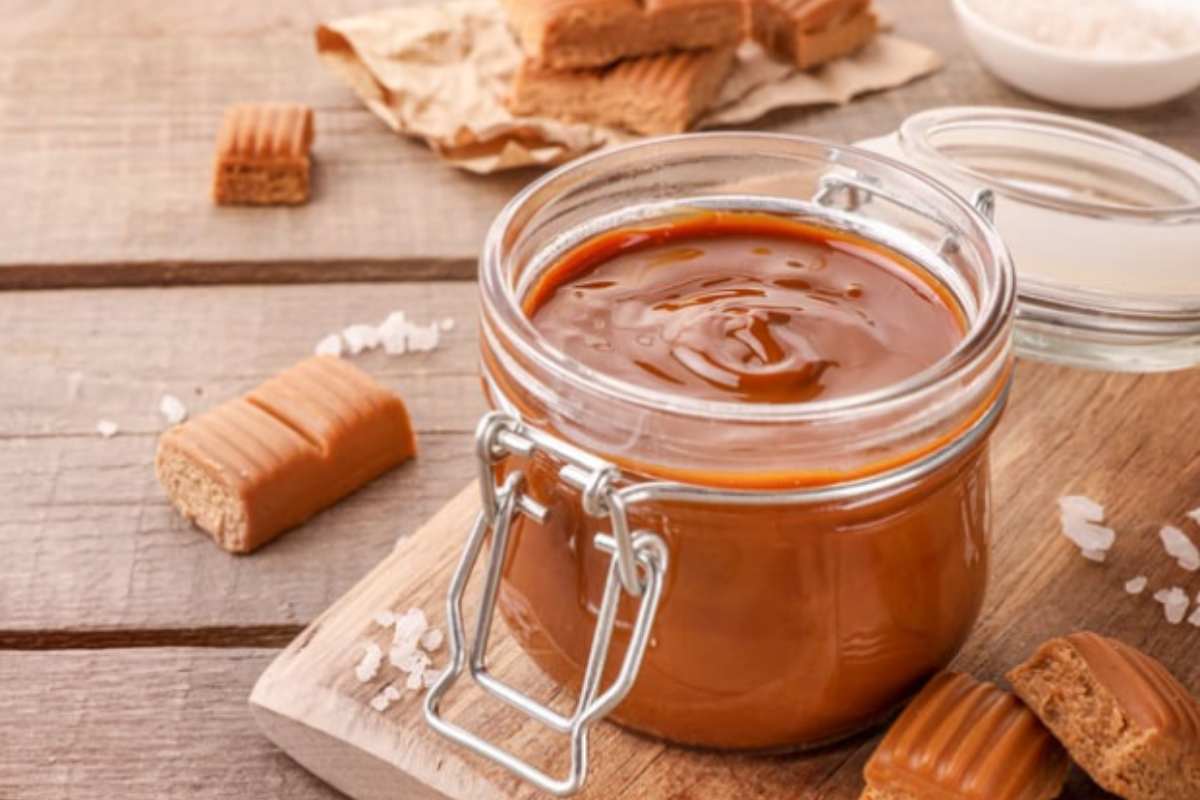 vasetto con dentro caramello