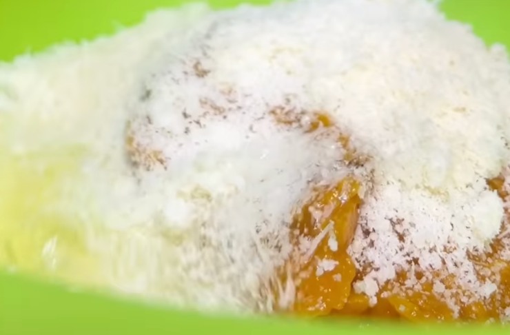 ciotola con ingredienti vari