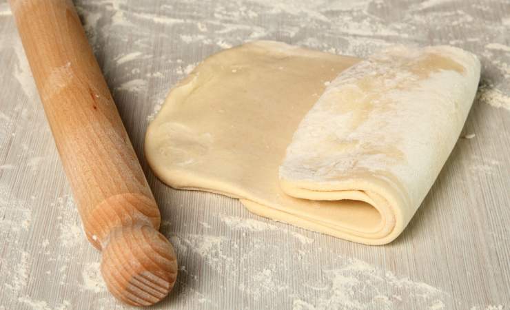 pasta sfoglia e mattarello