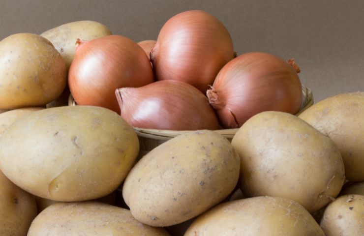 Patate e cipolle insieme