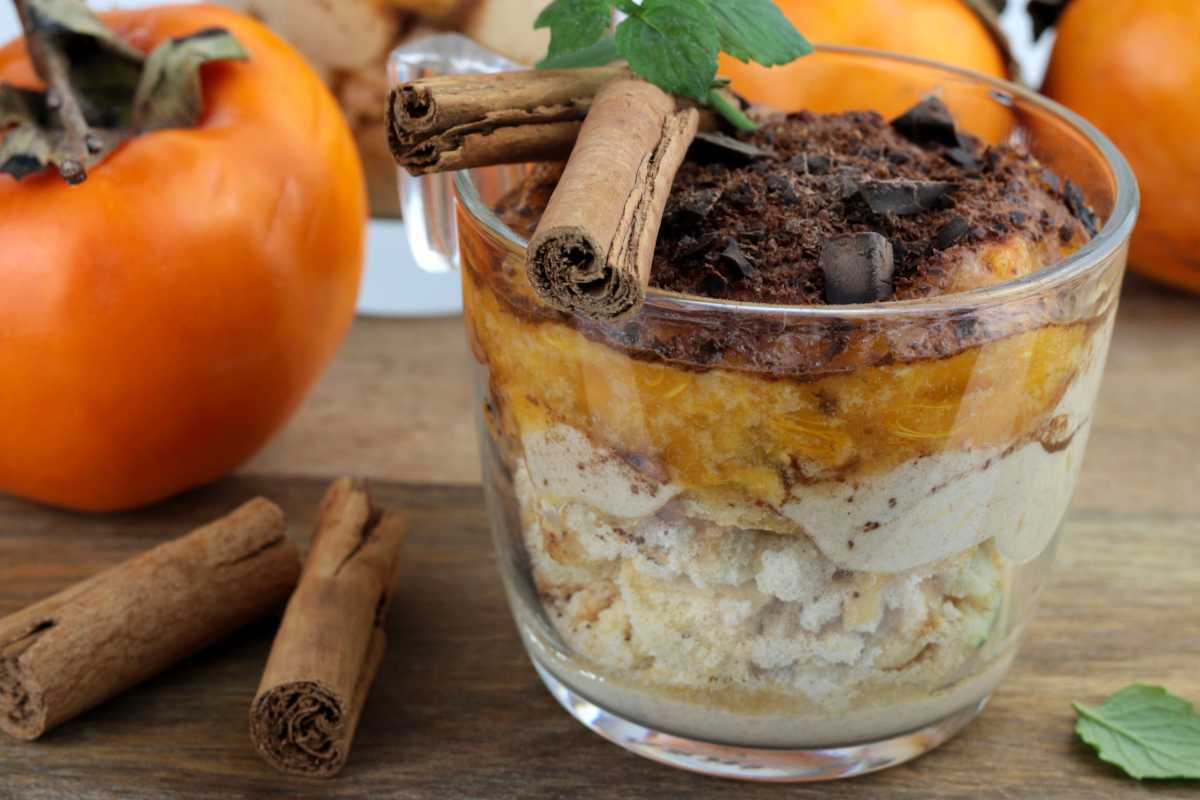 coppetta con ricotta cachi e cioccolato