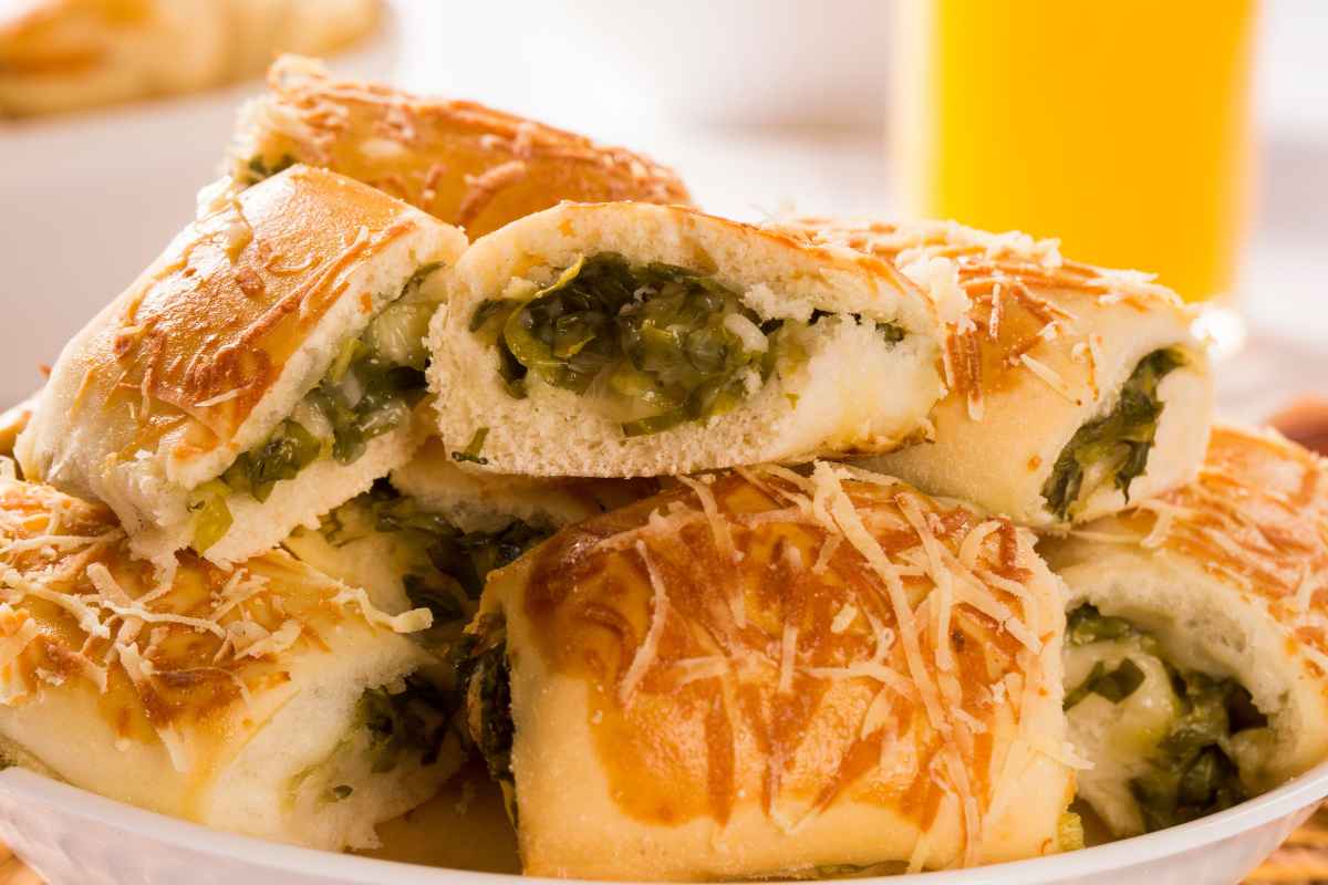 salatini di pasta sfoglia con scarola