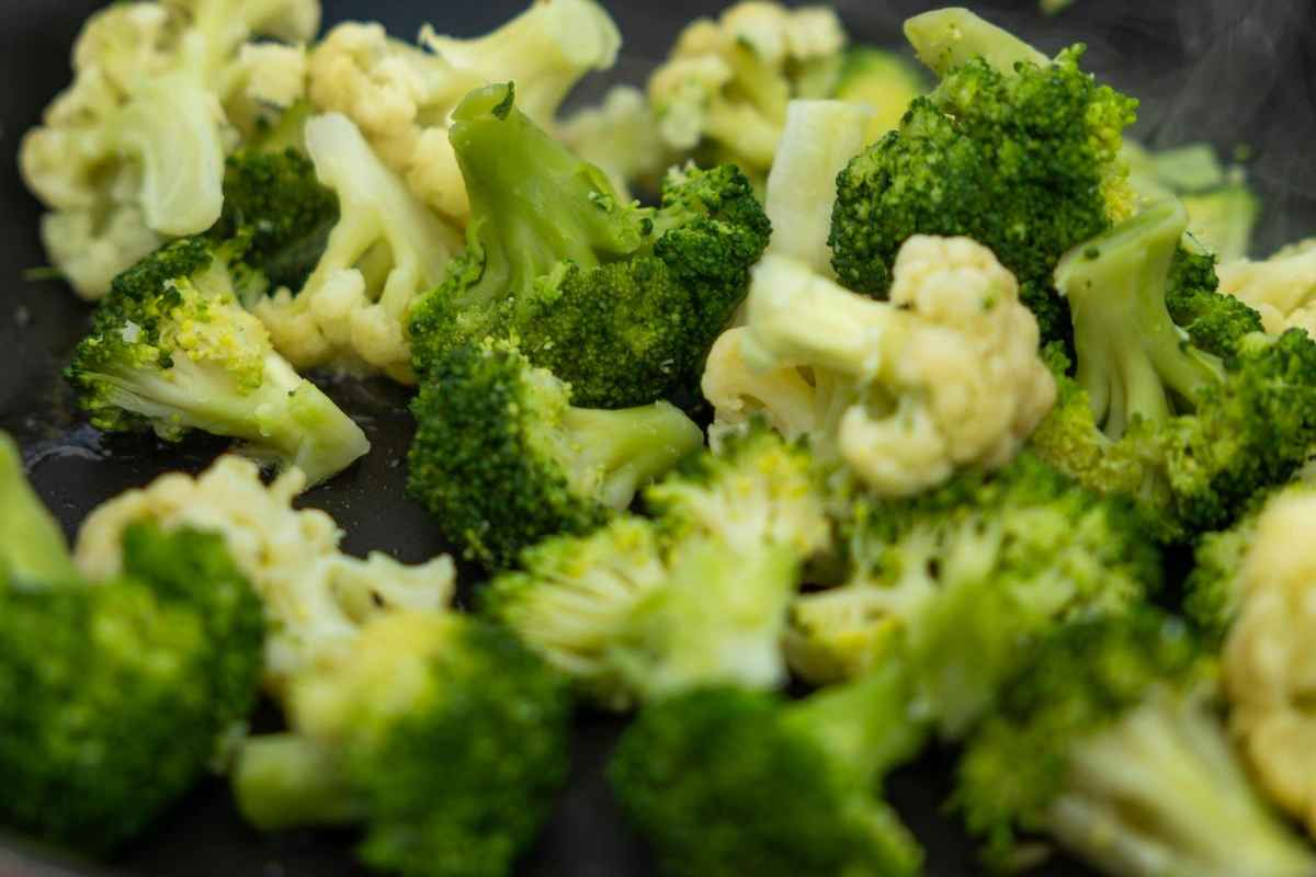 broccoli e cavolfiori in padella