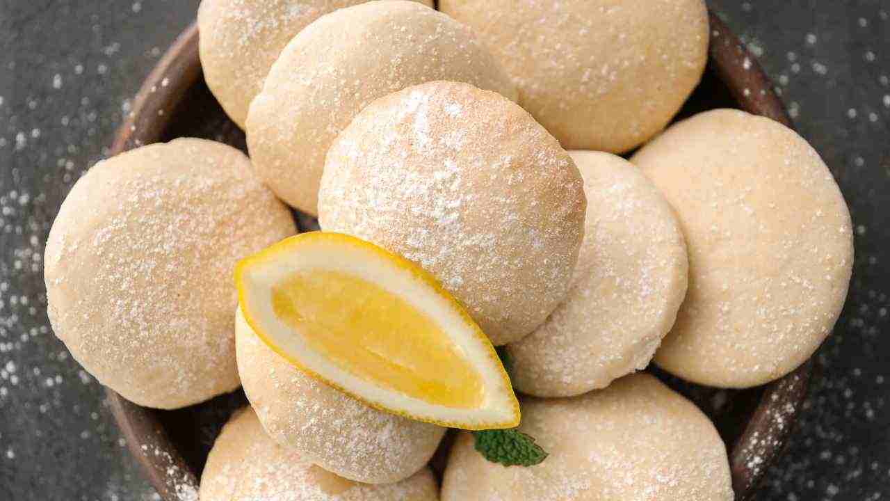 Biscottini al limone, la mia ricetta preferita anche a Natale