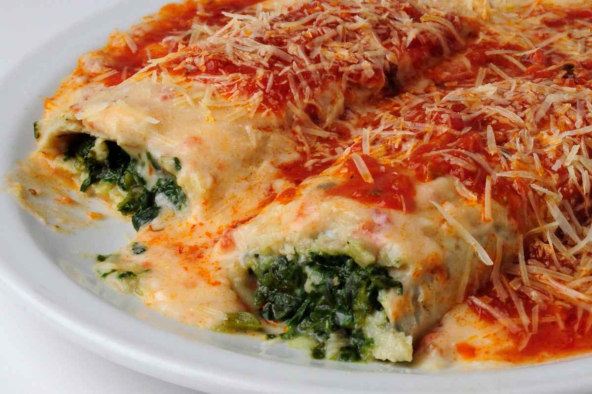 piatto con cannelloni farciti di bieta