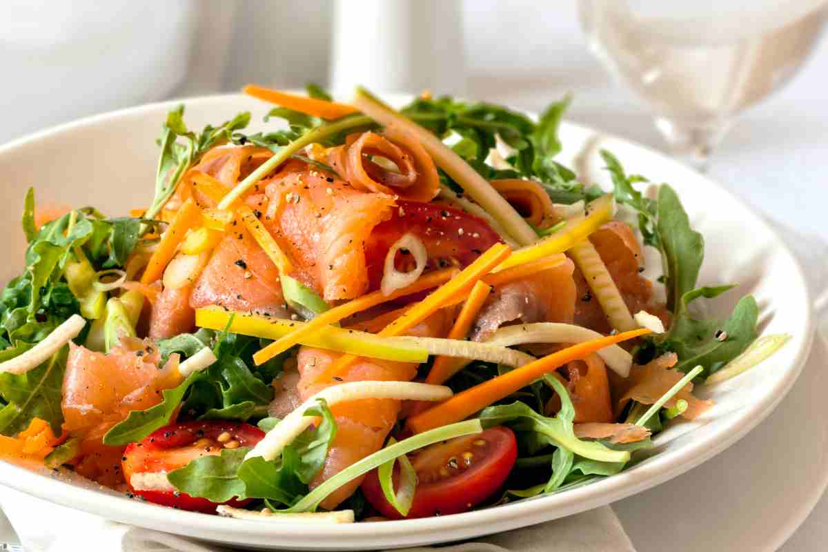 Insalata di salmone