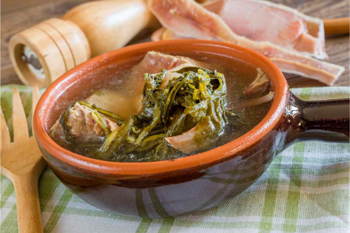 Carne e verdure si sposano in un piatto dal sapore sorprendente e dalla storia antichissima, lo porti in tavola e la festa continua