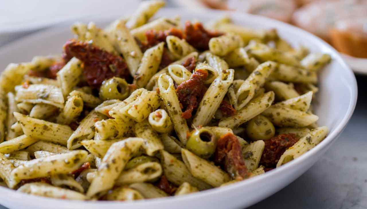 Pasta all’arrabbiata siciliana, questa cena mi reinvento chef