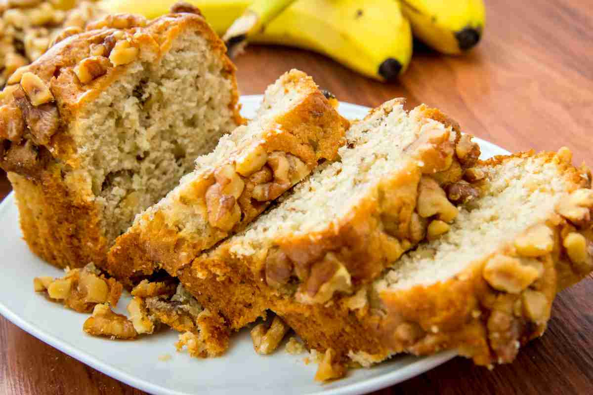 Plumcake alle noci e banana