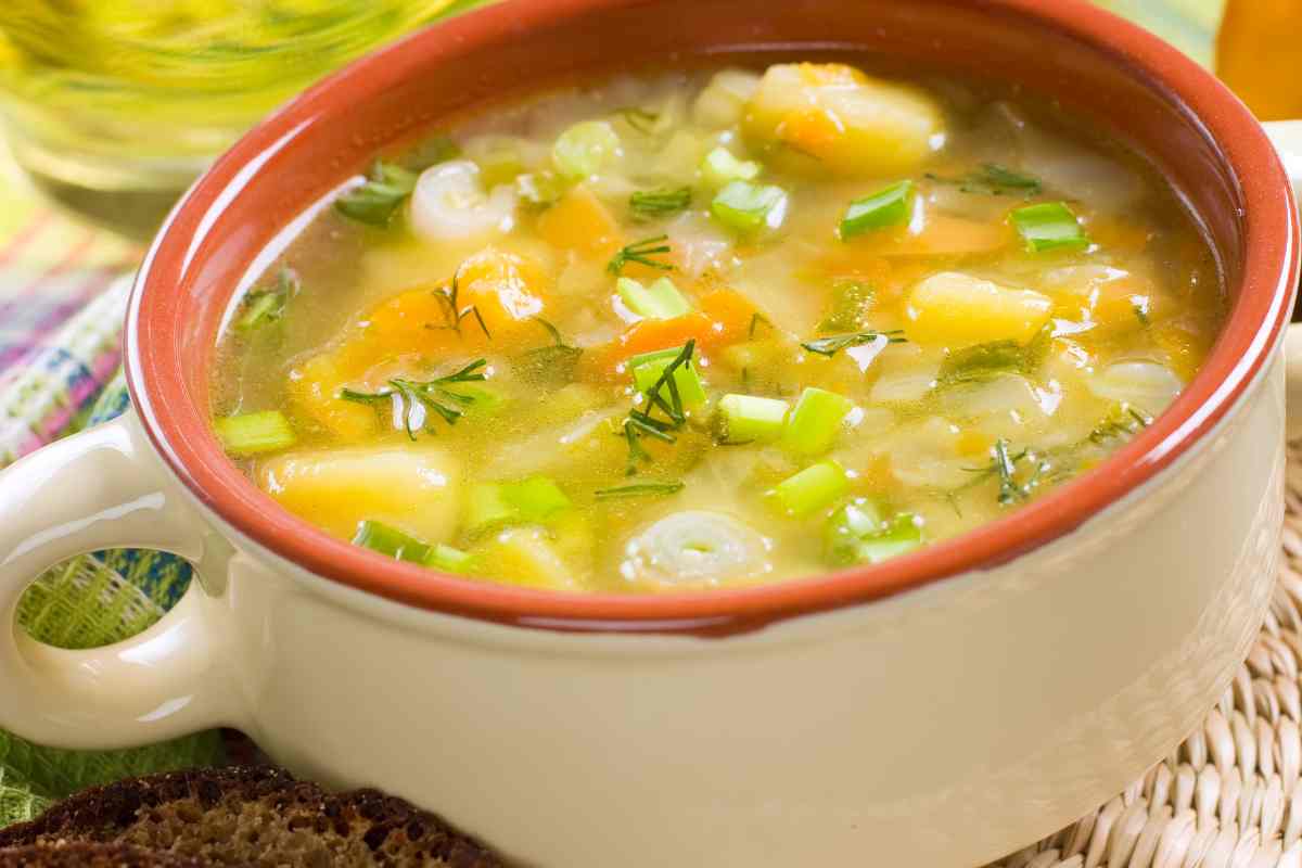 Zuppa verdure leggera