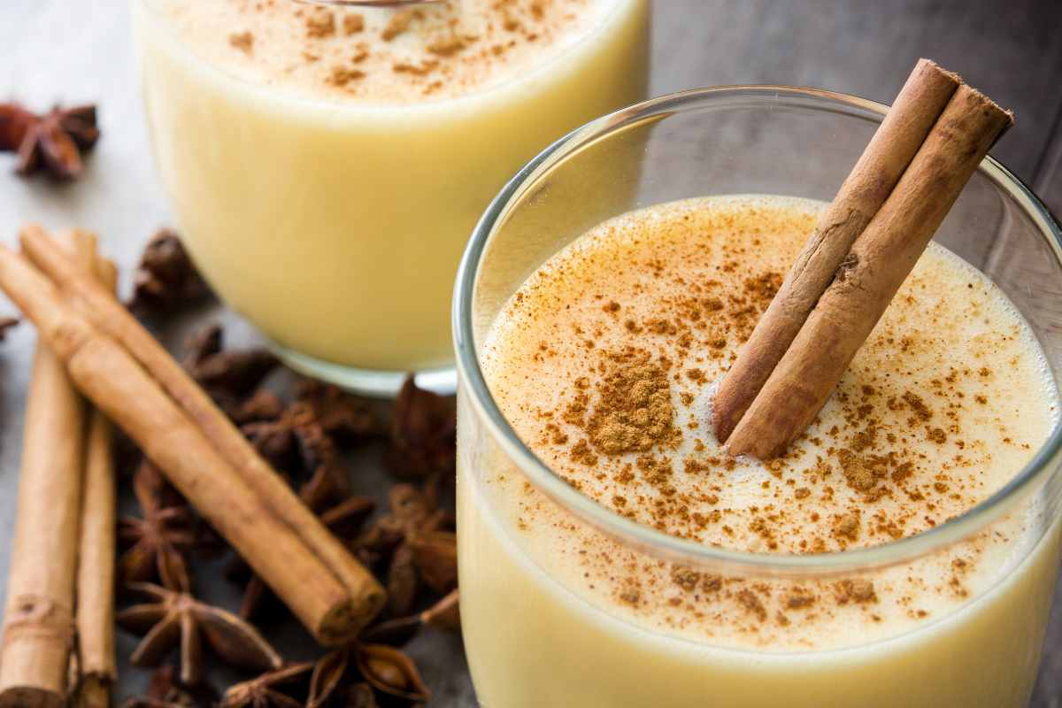 bicchieri di Eggnog