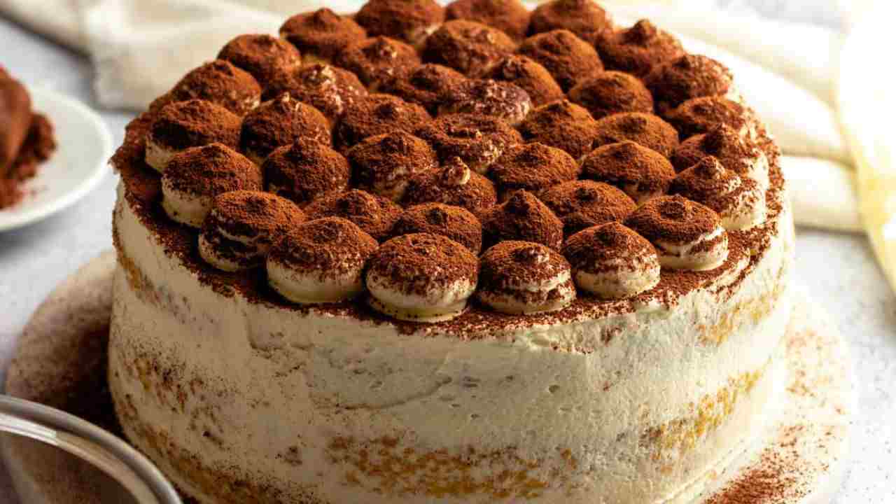 Fluffy cake light al tiramisù buttalapasta.it