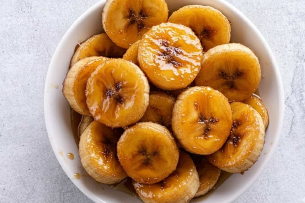 piattino con banane caramellate