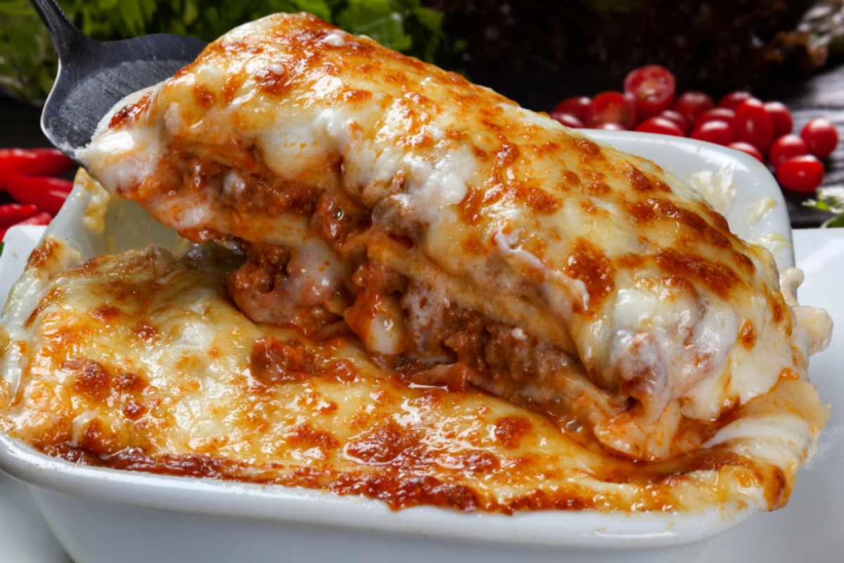 teglia di lasagna di pane