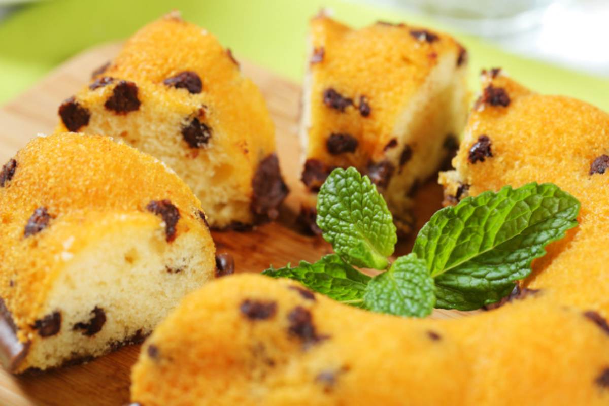 pan di spagna con gocce di cioccolato