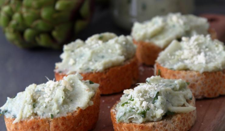 bruschette con crema di carciofi vellutata