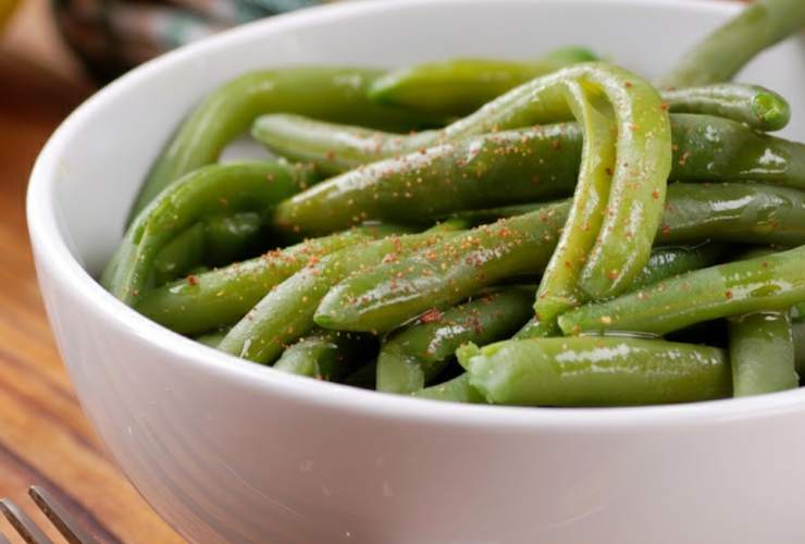 fagiolini bolliti con aromi