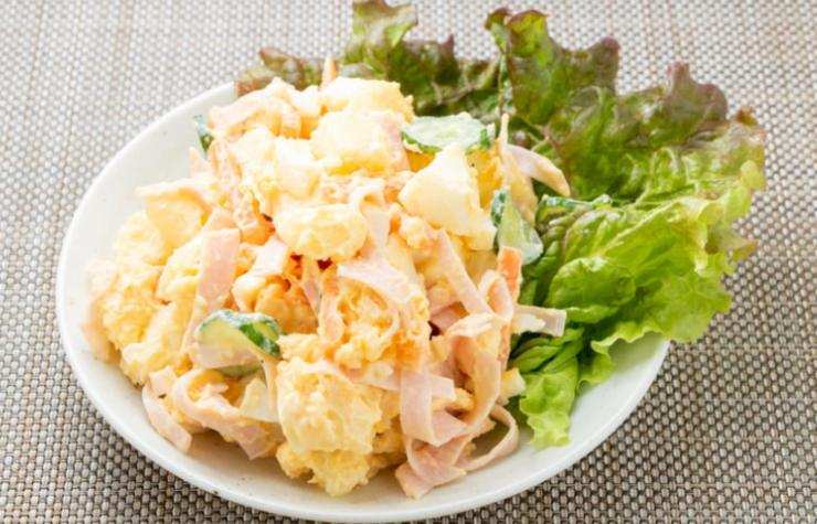 insalata di patate con maionese