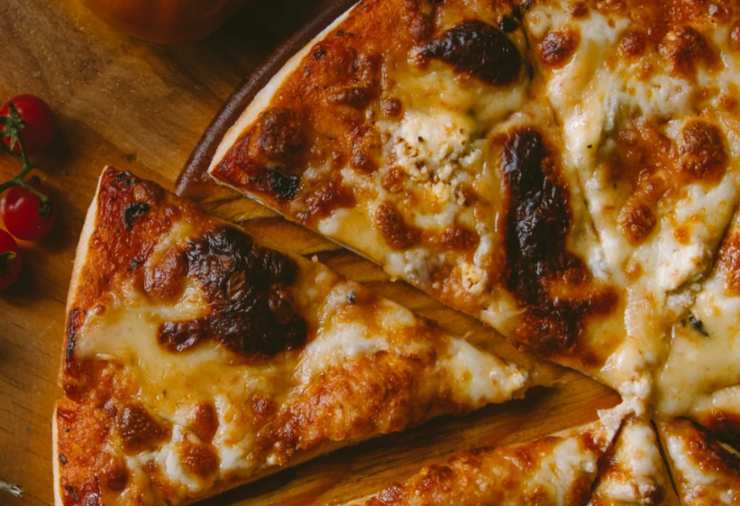 pizzetta di piadina al pomodoro