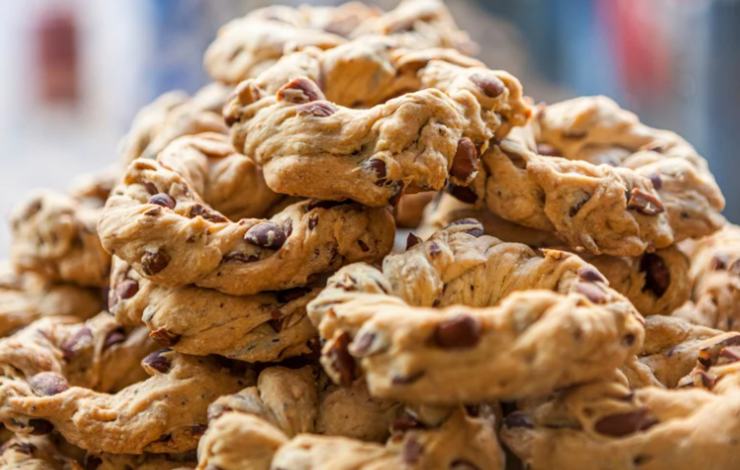 taralli napoletani dorati a piramide