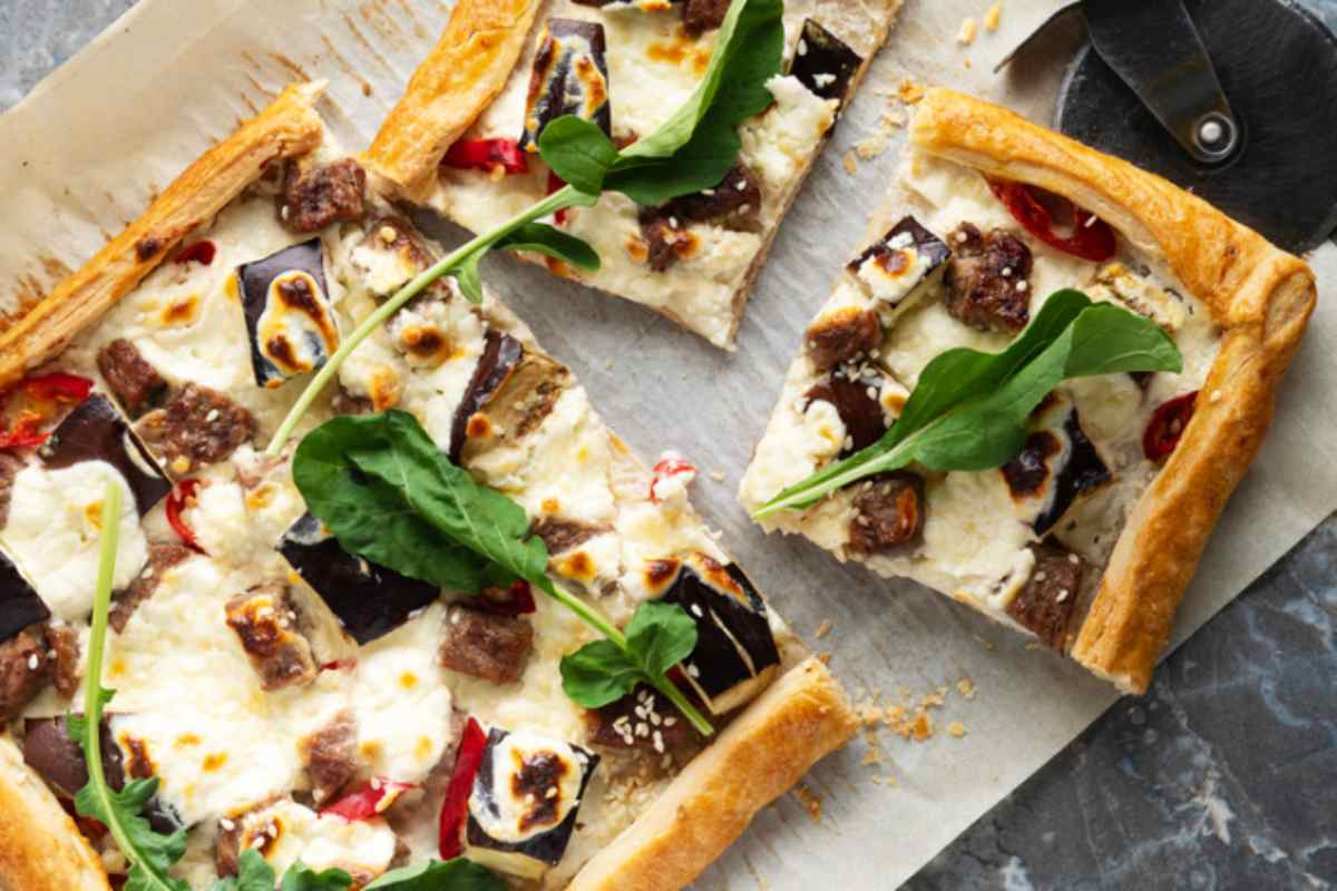 torta di sfoglia con melanzane e panna